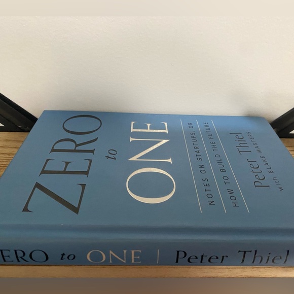 Zero to One - author autographed book - Picture 3 of 5